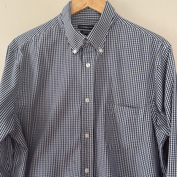 Croft & Barrow Blue Gingham Casual Button Down Shirt - Picture 2 of 5